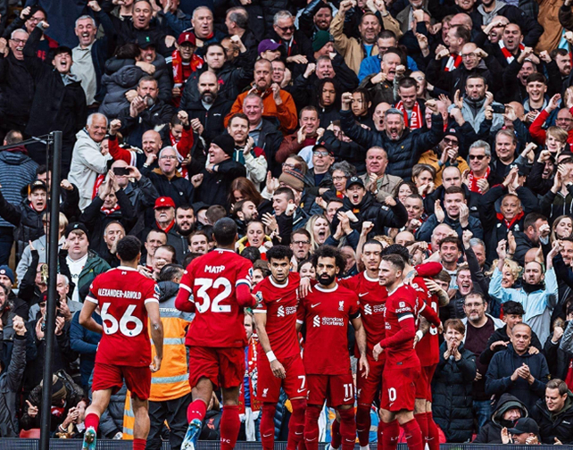 2射1传闪耀全场！官方：B费当选曼联4-1狼队的队内最佳