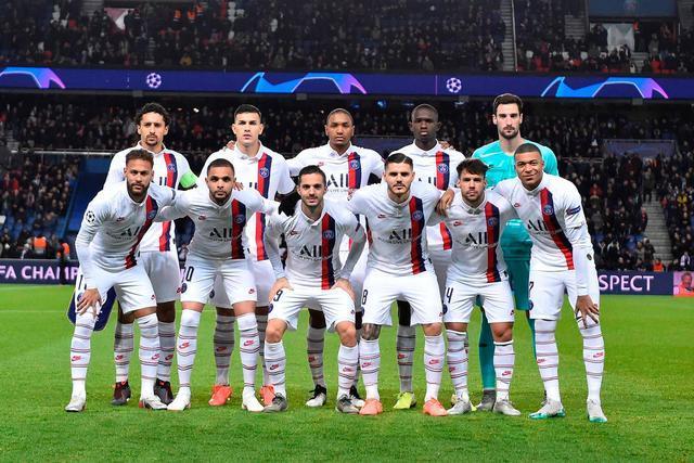 电讯报：萨拉赫吸引多家沙特俱乐部关注，预计下个月正式报价