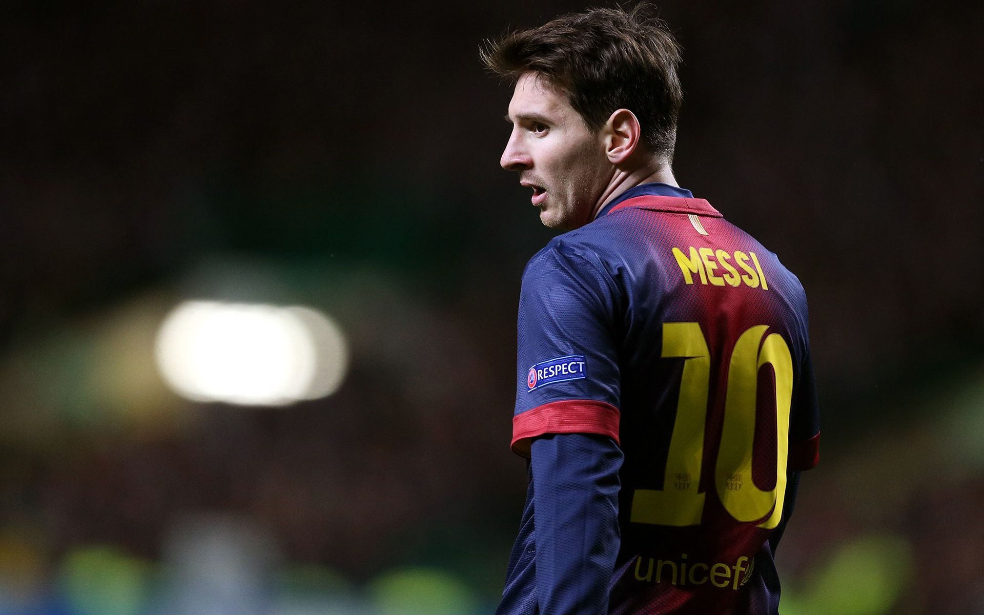 卡洛斯：C罗是所有球员的榜样；相比小罗我更爱去大罗的派对