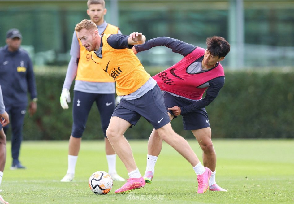 德佬：那不勒斯比去年更强；我喜欢意大利诺这样的教练