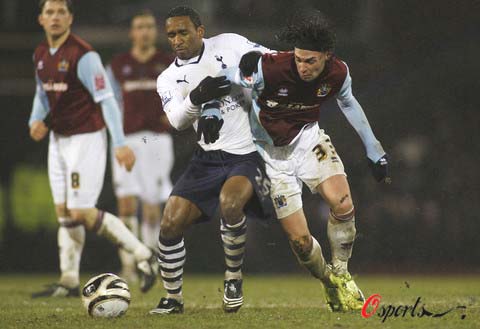 特德斯科：德布劳内能发现其他人发现不了的空当，并传出好球