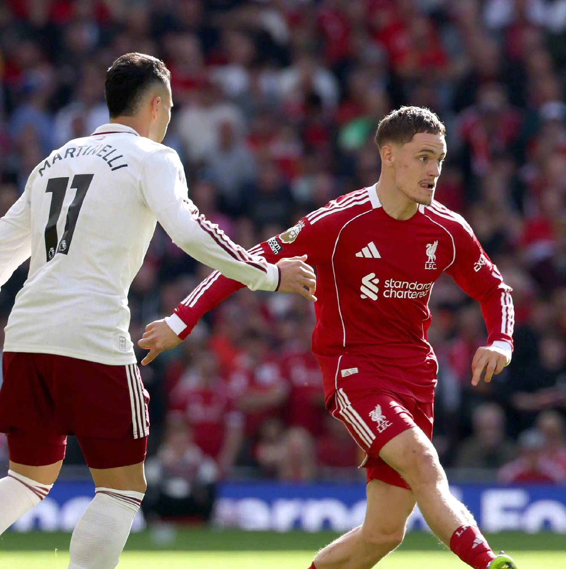 特罗萨德成为英超历史第5位进球达到50的比利时球员